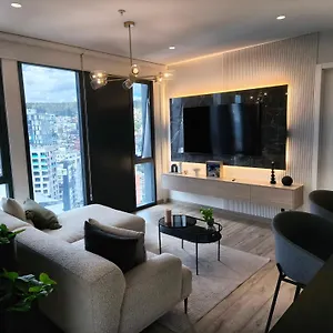 Republica Del Salvador Coliving Ecuador Xoe Apartamento